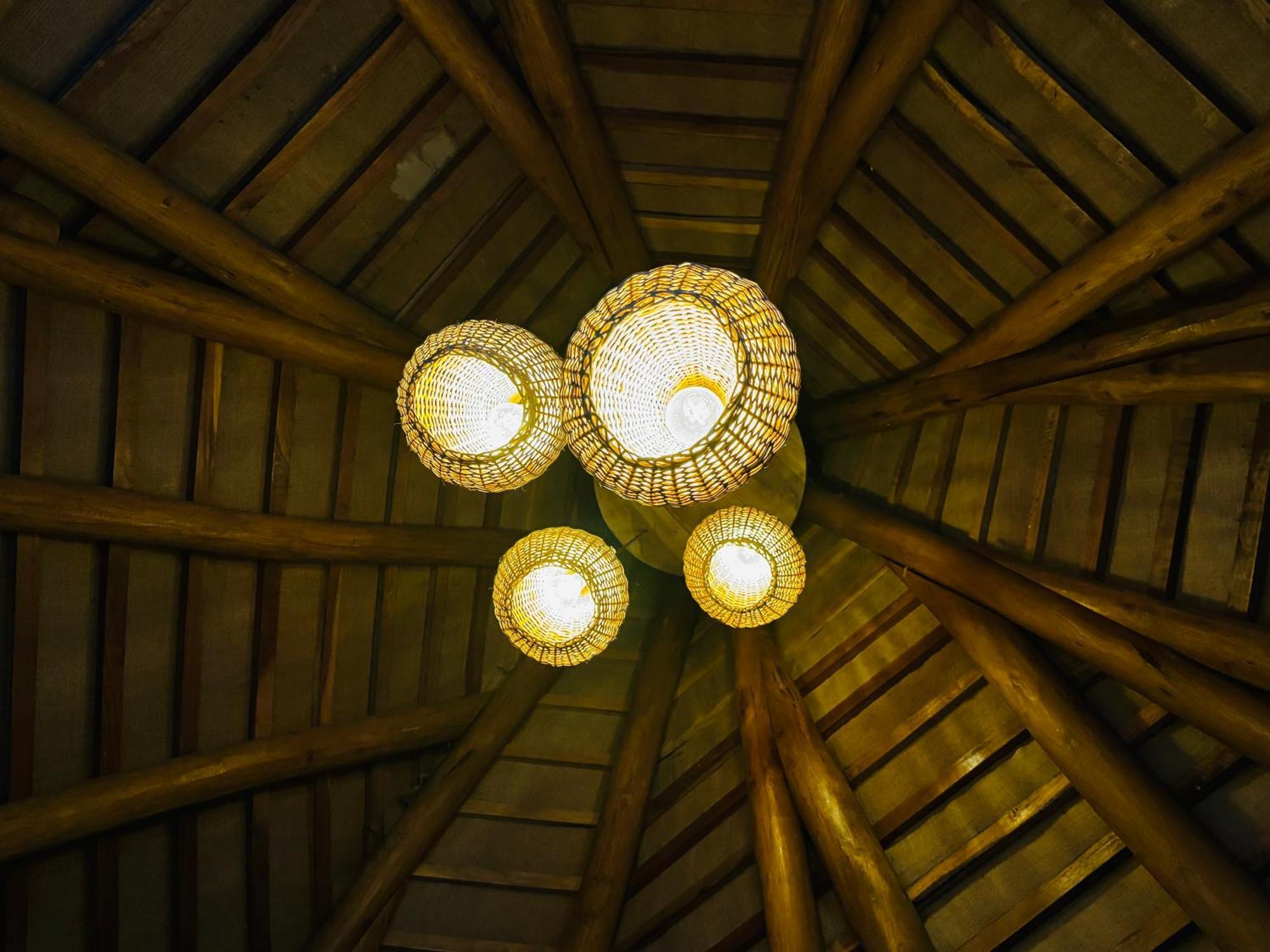 Turtle Wood Cabin Tangalle Buitenkant foto