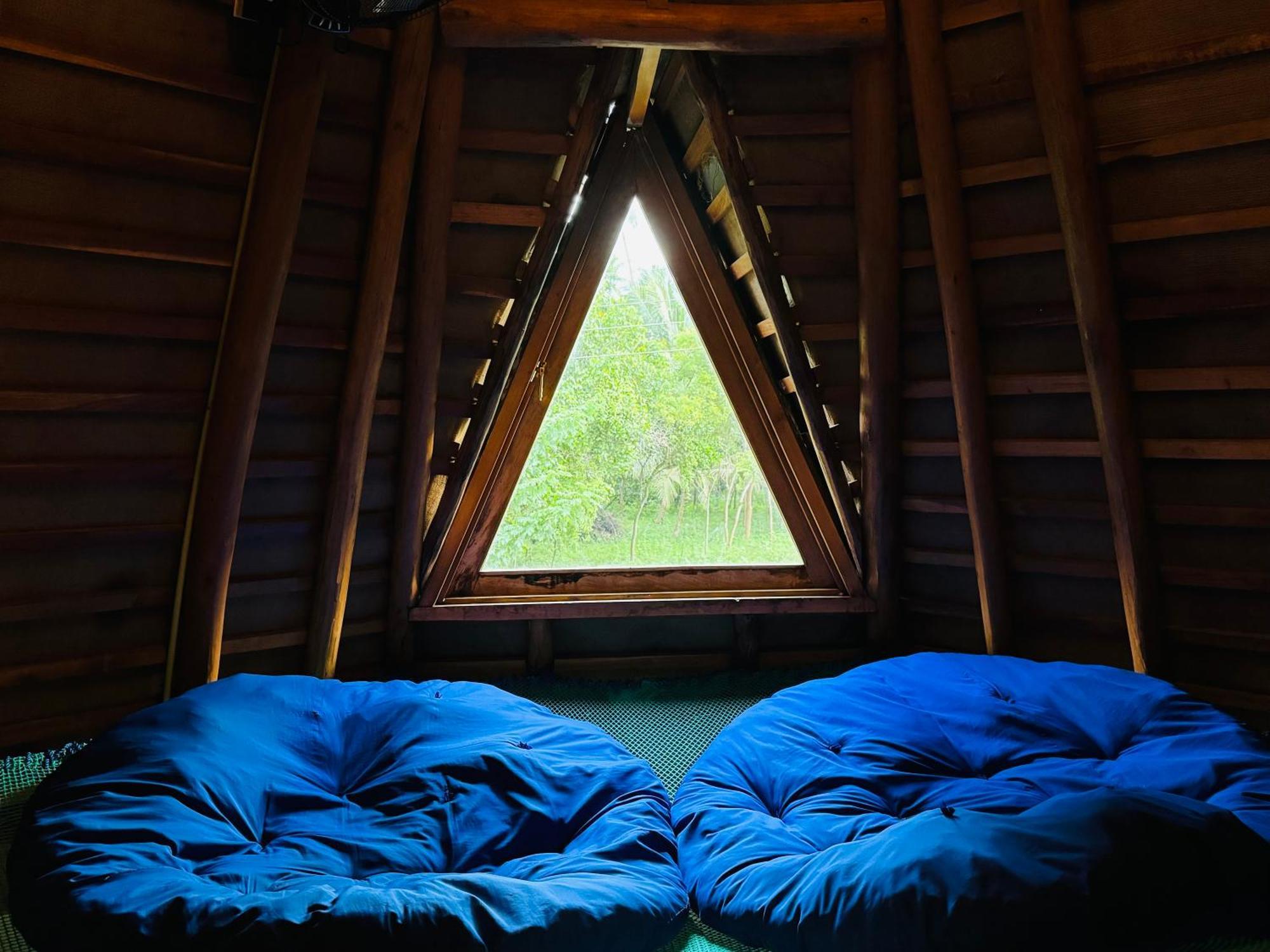 Turtle Wood Cabin Tangalle Buitenkant foto