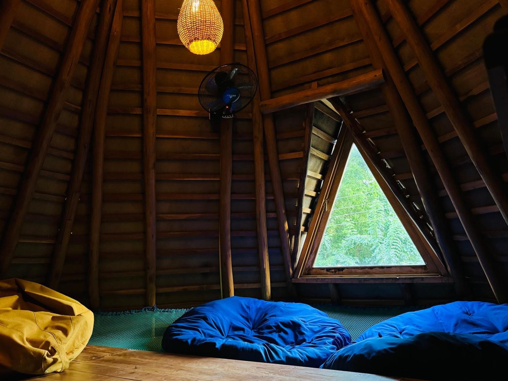 Turtle Wood Cabin Tangalle Buitenkant foto